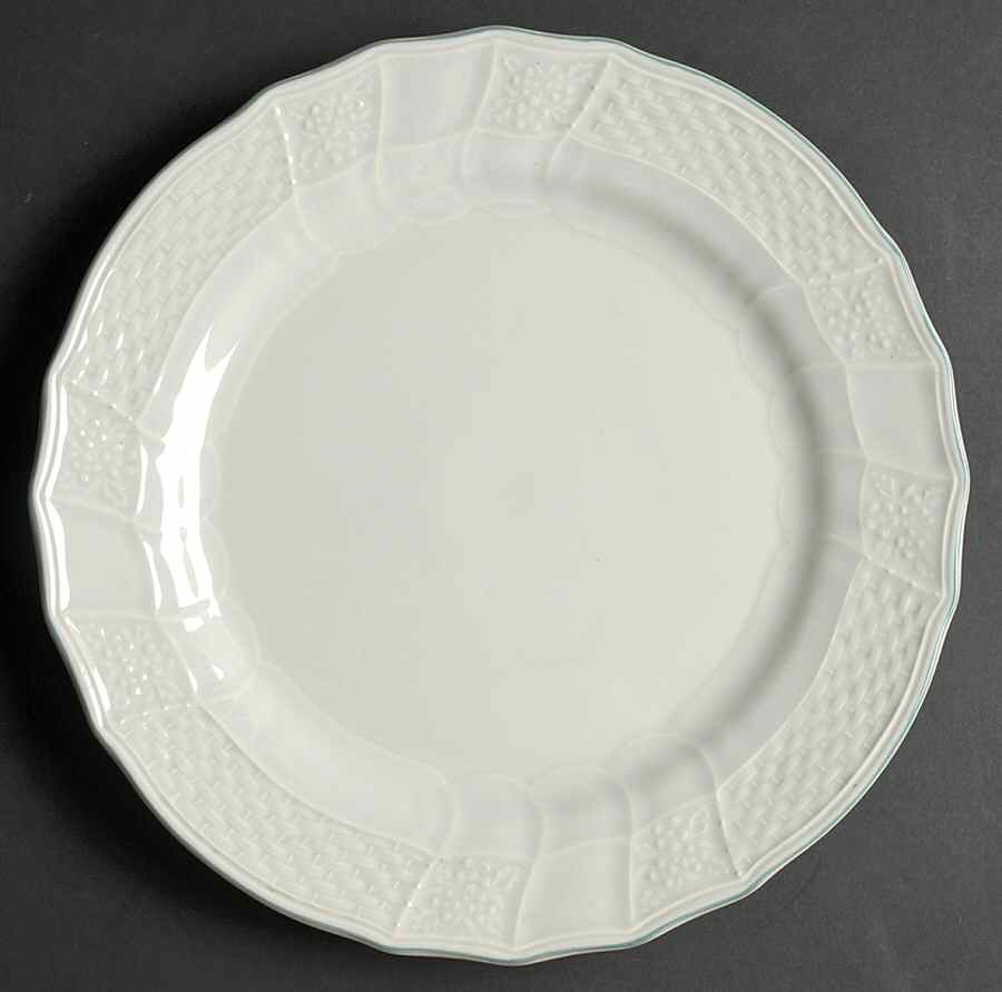 Versailles 12" Chop Plate (Round Platter) by Mikasa-1