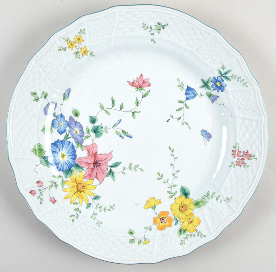 Victoria 12" Chop Plate (Round Platter) by Mikasa-1