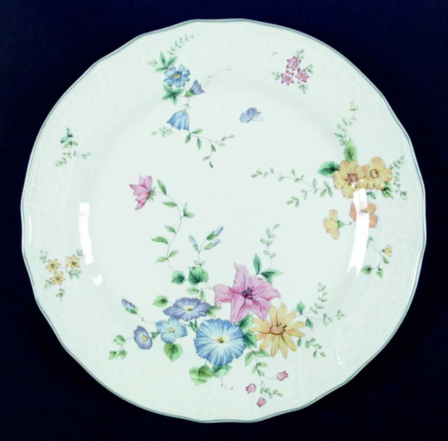 Victoria Dinner Plate by Mikasa-1
