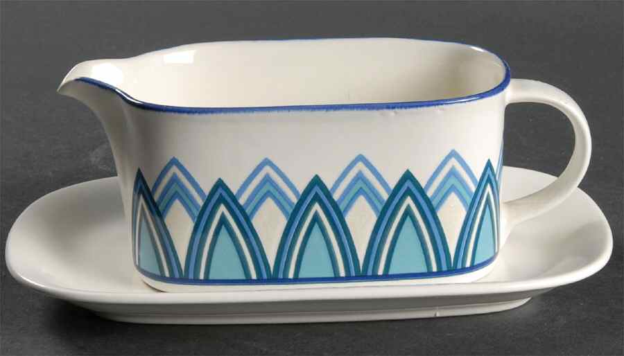 Villa Gravy Boat & Underplate (Relish/Butter) by Mikasa-1