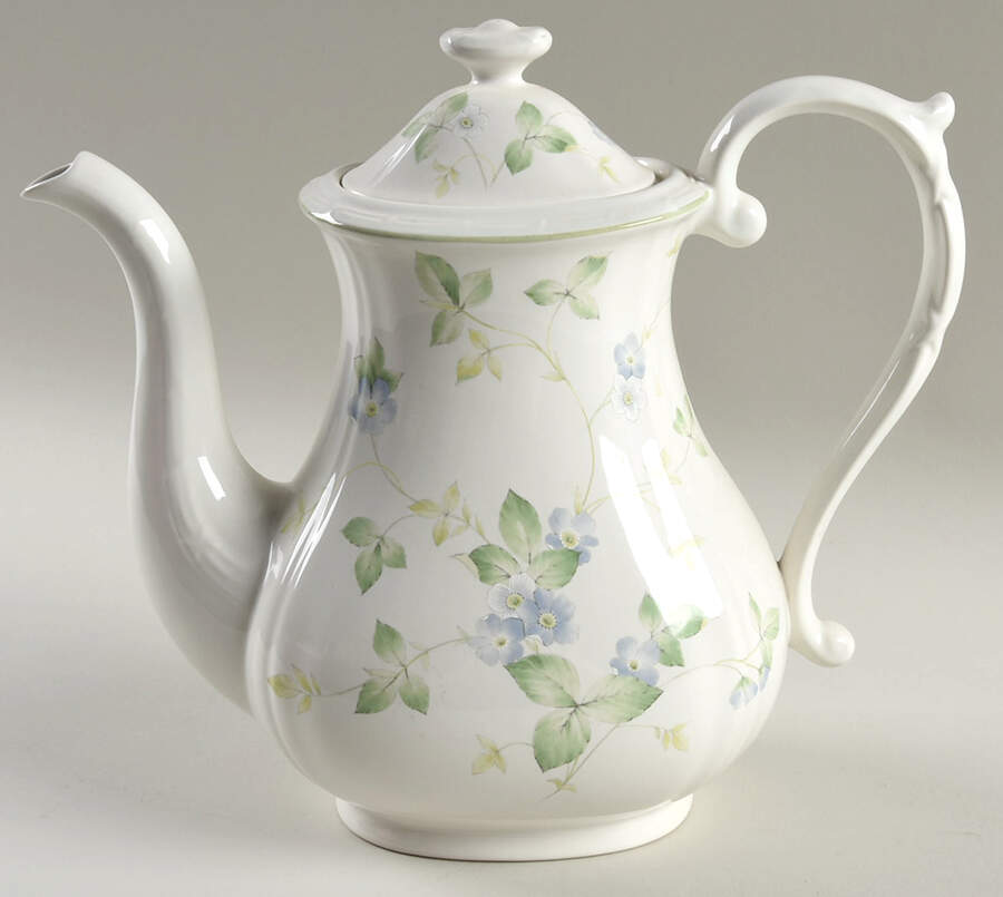 Violetta Coffee Pot & Lid by Mikasa-1