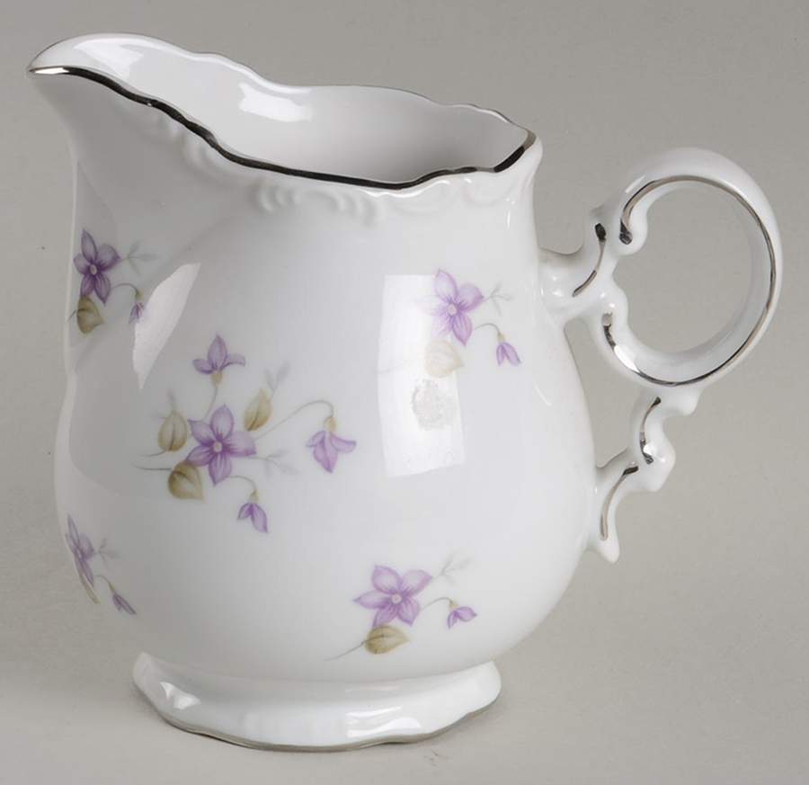 Violetta Creamer by Mikasa-1