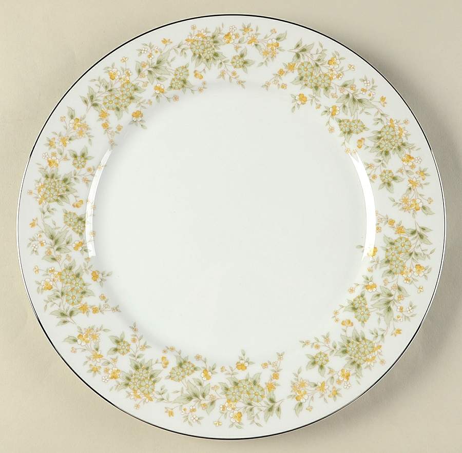 Walbrook 12" Chop Plate (Round Platter) by Mikasa-1