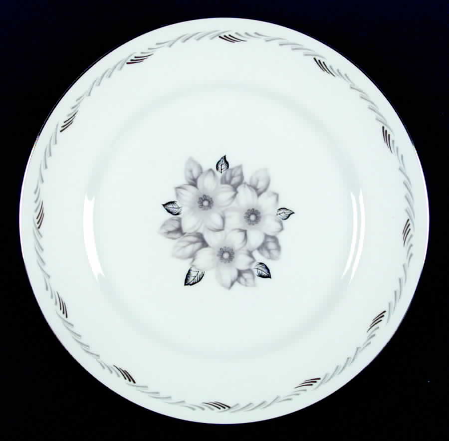 White Flower Dinner Plate by Narumi-1