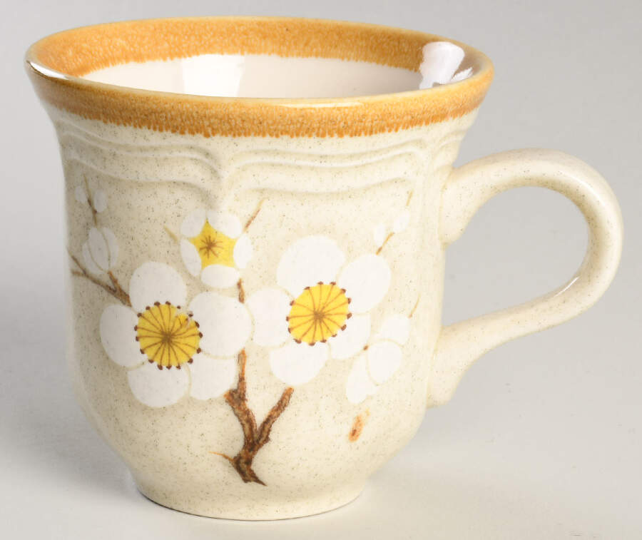 White Petals Flat Cup by Mikasa-1