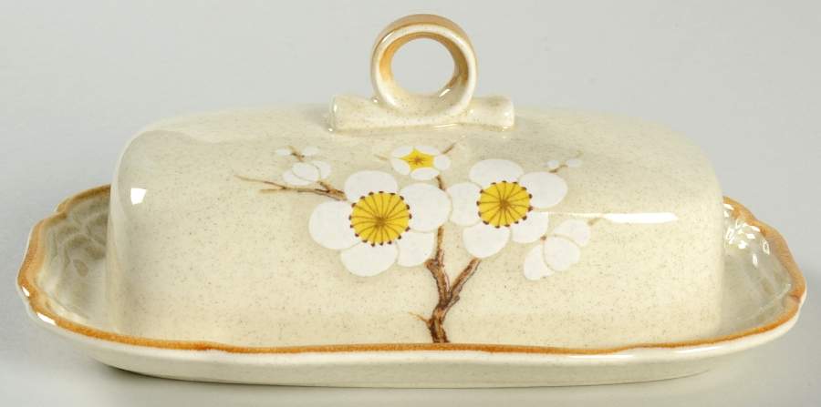 White Petals 1/4 Lb Covered Butter by Mikasa-1