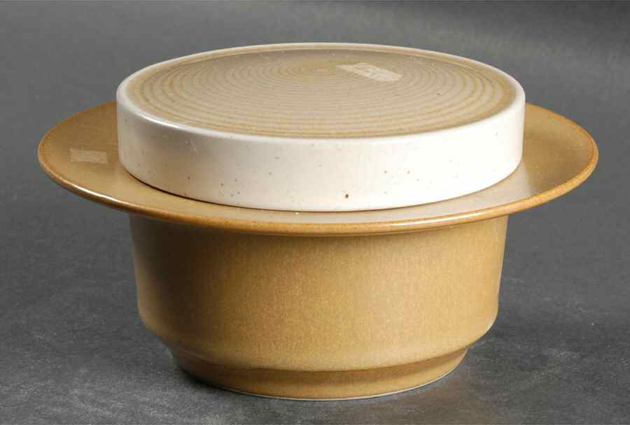 White Pine Sugar Bowl & Lid by Mikasa-1