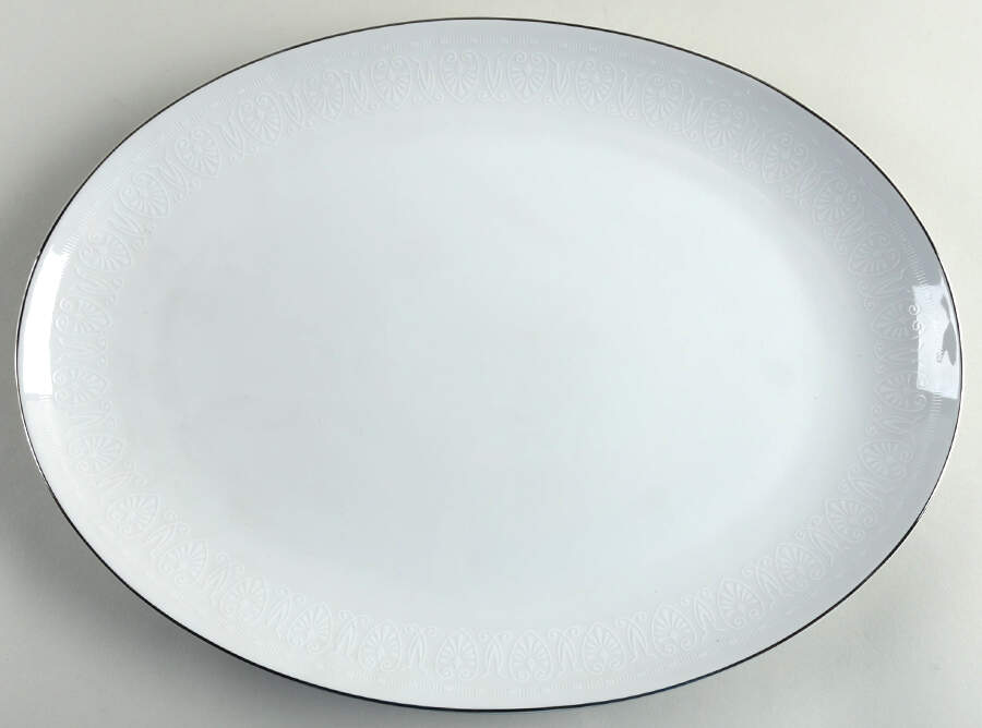 White Shield 16" Oval Serving Platter by Mikasa-1