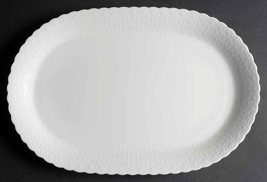 White Silk 16" Oval Serving Platter by Mikasa-1