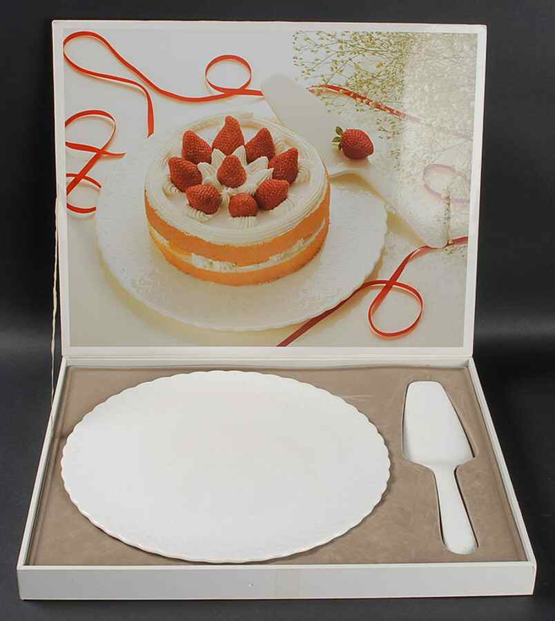 White Silk Cake Plate & Solid Ceramic Server Set (Boxed) by Mikasa-1