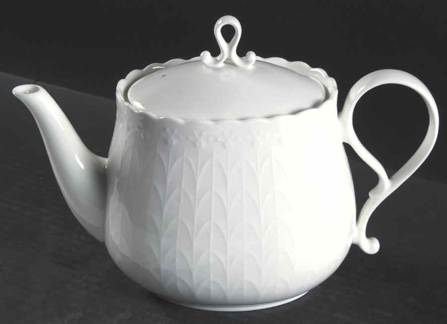 White Silk Mini Teapot & Lid by Mikasa-1
