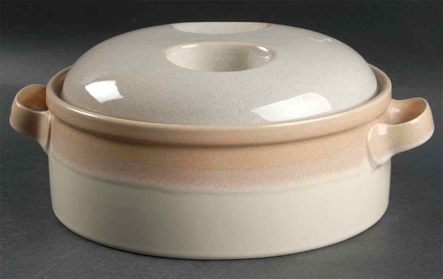 White Tie 3 Quart Round Covered Casserole by Mikasa-1
