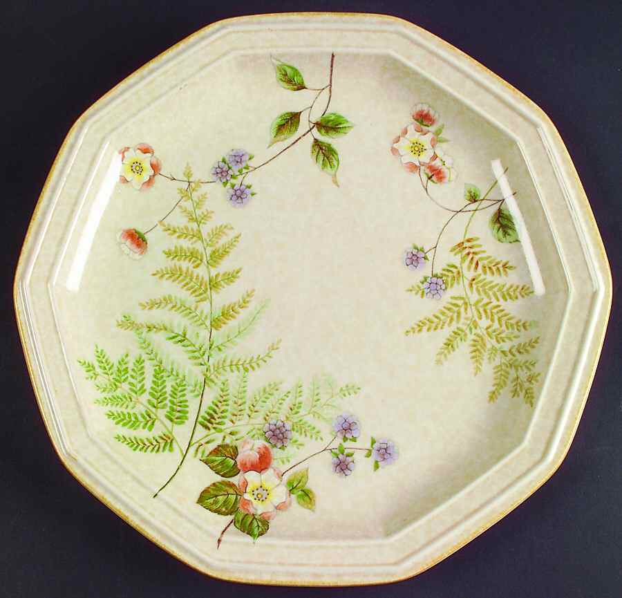 Wild Berries Dinner Plate by Mikasa-1