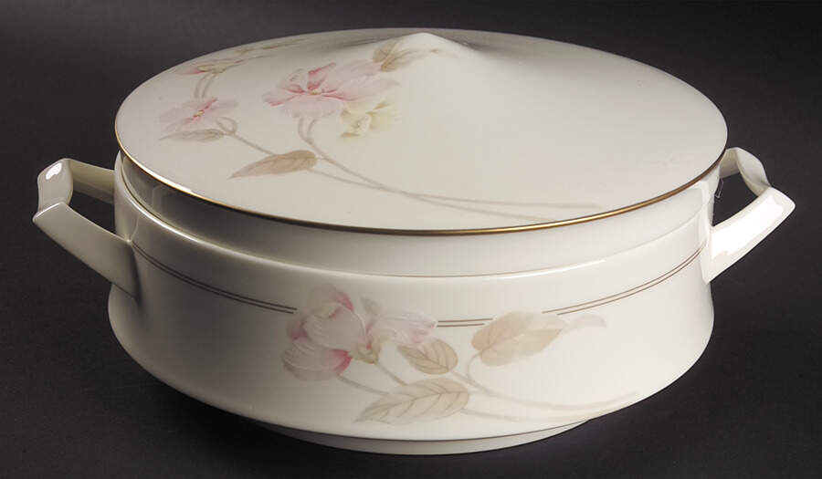 With Love Round Covered Vegetable by Mikasa-1