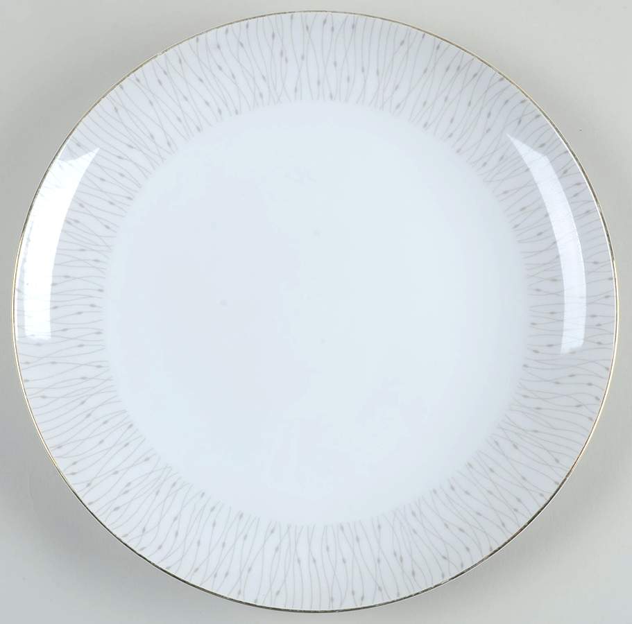 Wilshire 12" Chop Plate (Round Platter) by Mikasa-1