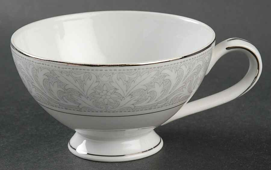 Winthrop Footed Cup by Mikasa-1