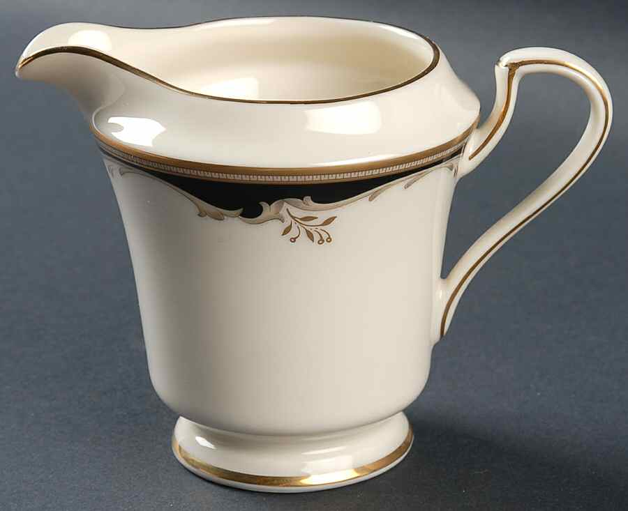 Winston Black Creamer by Mikasa-1