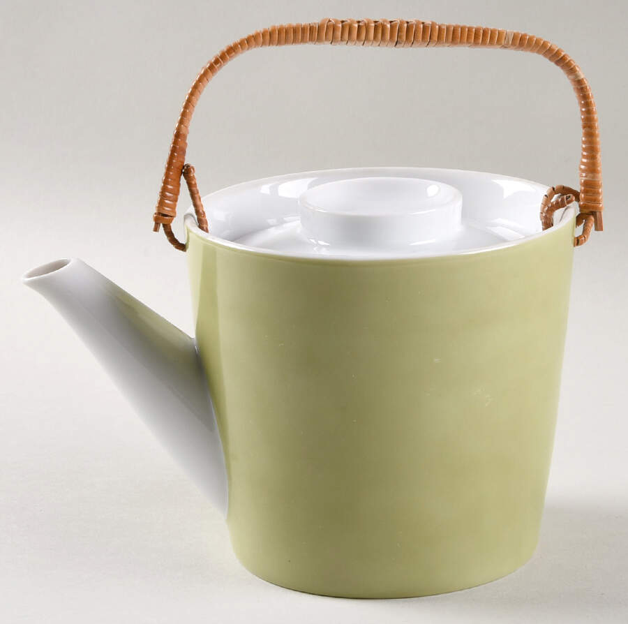 Windfall Teapot & Lid by Mikasa-1