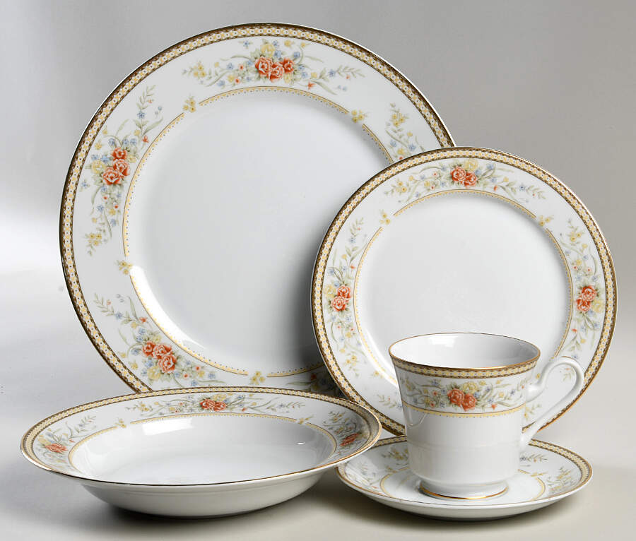 Windsor 5 Piece Place Setting by Mikasa-1