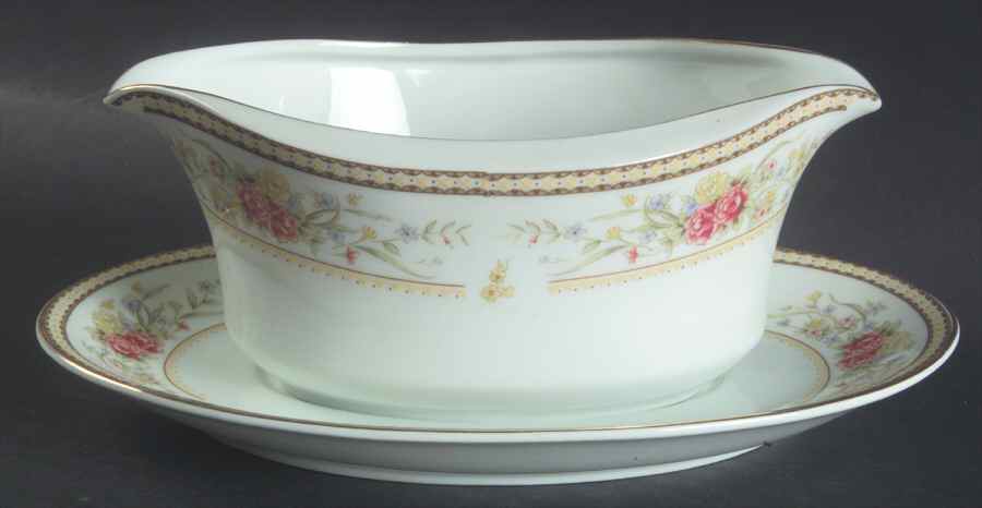 Windsor Gravy Boat & Underplate by Mikasa-1
