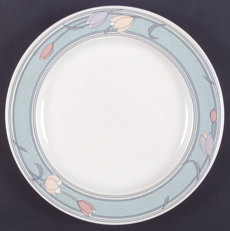 Winsome Dinner Plate by Mikasa-1