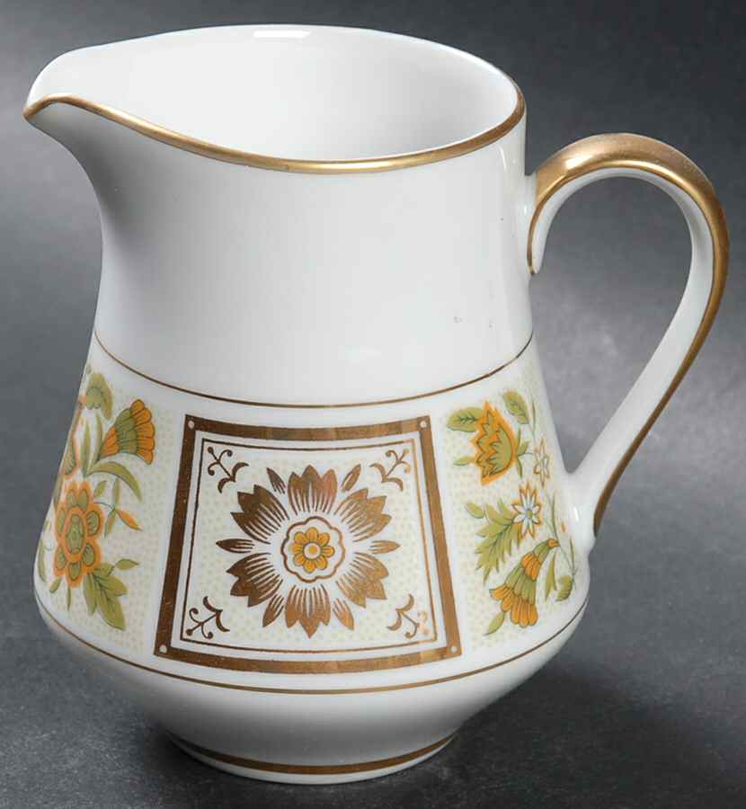 Woodmere (5880) Creamer by Mikasa-1