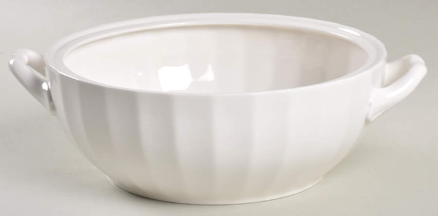 Yardley 2.25 Qt Round Casserole No Lid by Mikasa-1