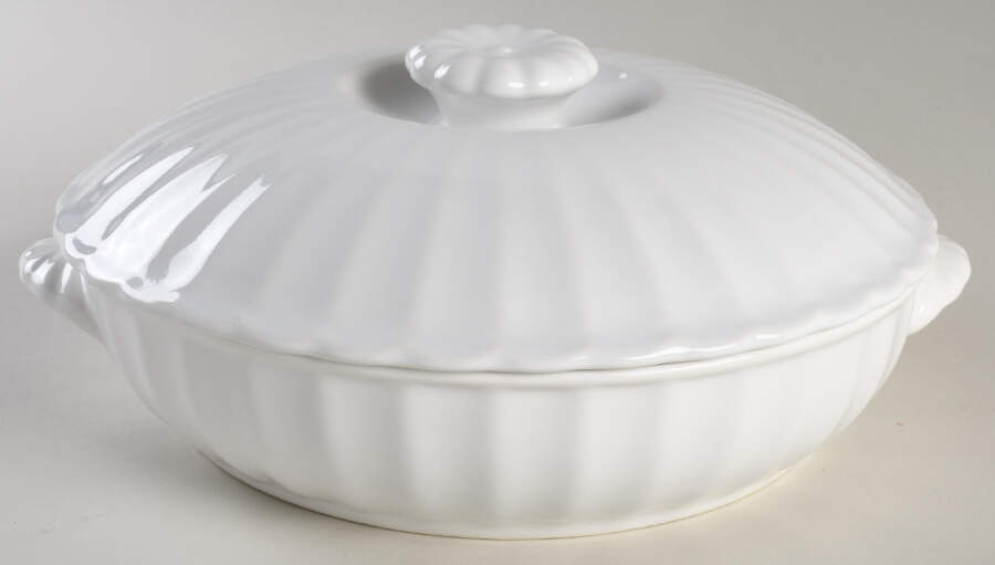 Yardley 1.5 Qt Round Covered Casserole by Mikasa-1