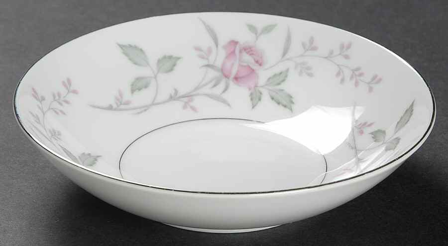 Yours Truly Fruit/Dessert (Sauce) Bowl by Mikasa-1