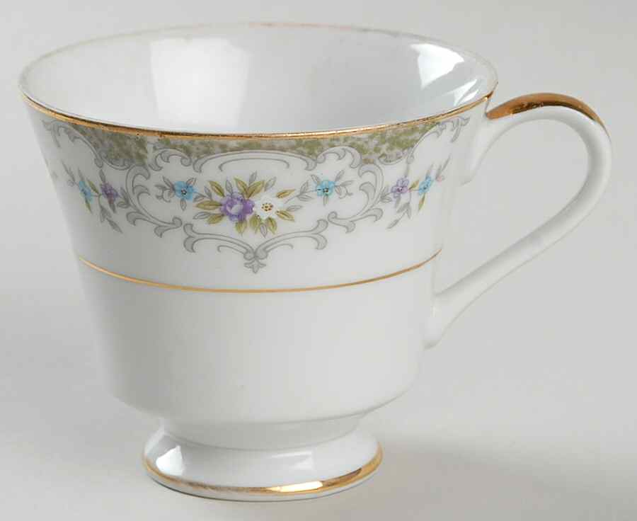 Victorienne Footed Cup by Mimosa-1
