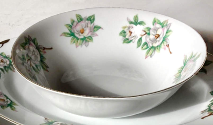 Maybells 9" Round Vegetable Bowl by Mino-1