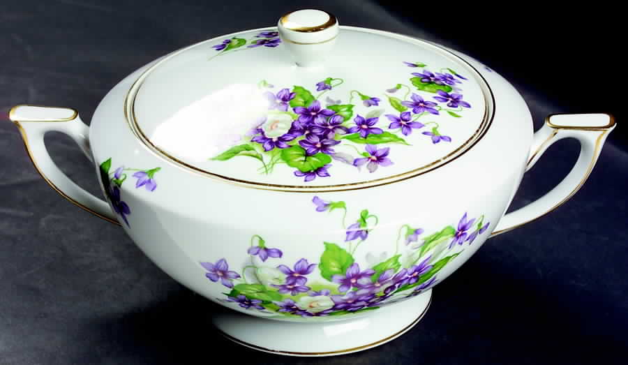 Beverly Round Covered Vegetable by Mikado-1