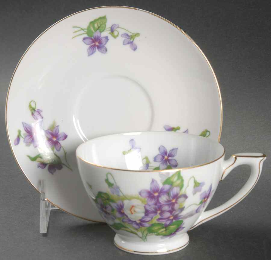 Beverly Footed Cup & Saucer Set by Mikado-1