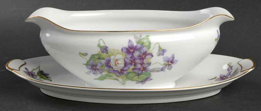 Beverly Gravy Boat with Attached Underplate by Mikado-1