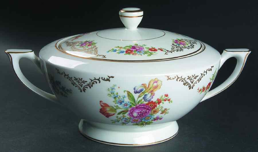 Dresden Round Covered Vegetable by Mikado-1