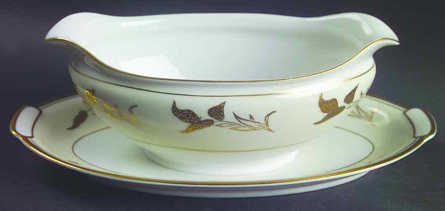 Glitter Gravy Boat with Attached Underplate by Mikado-1