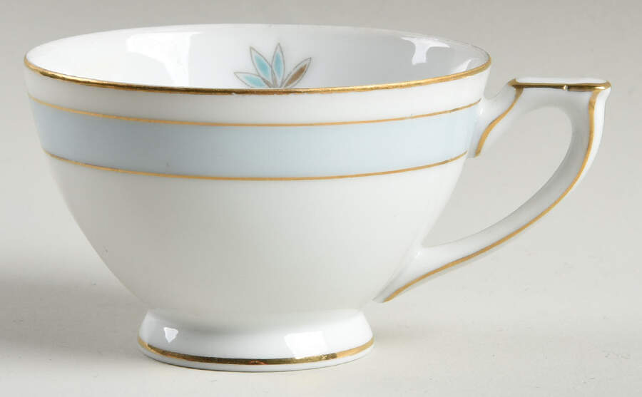 Ingrid Footed Cup by Mikado-1