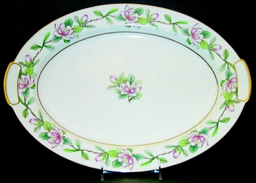 Lynn 17" Oval Serving Platter by Mikado-1