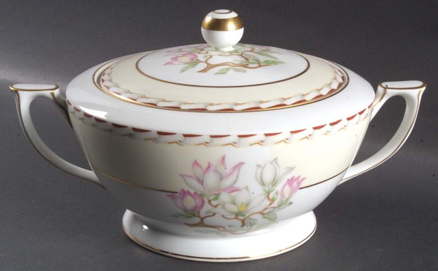 Magnolia Round Covered Vegetable by Mikado-1