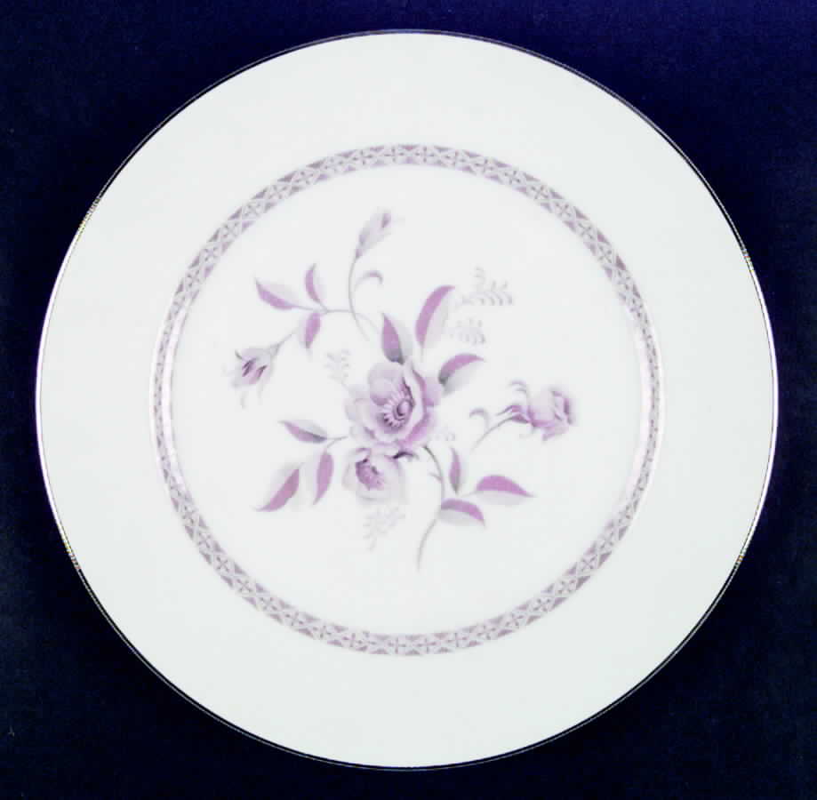 Royal Dinner Plate by Mikado-1