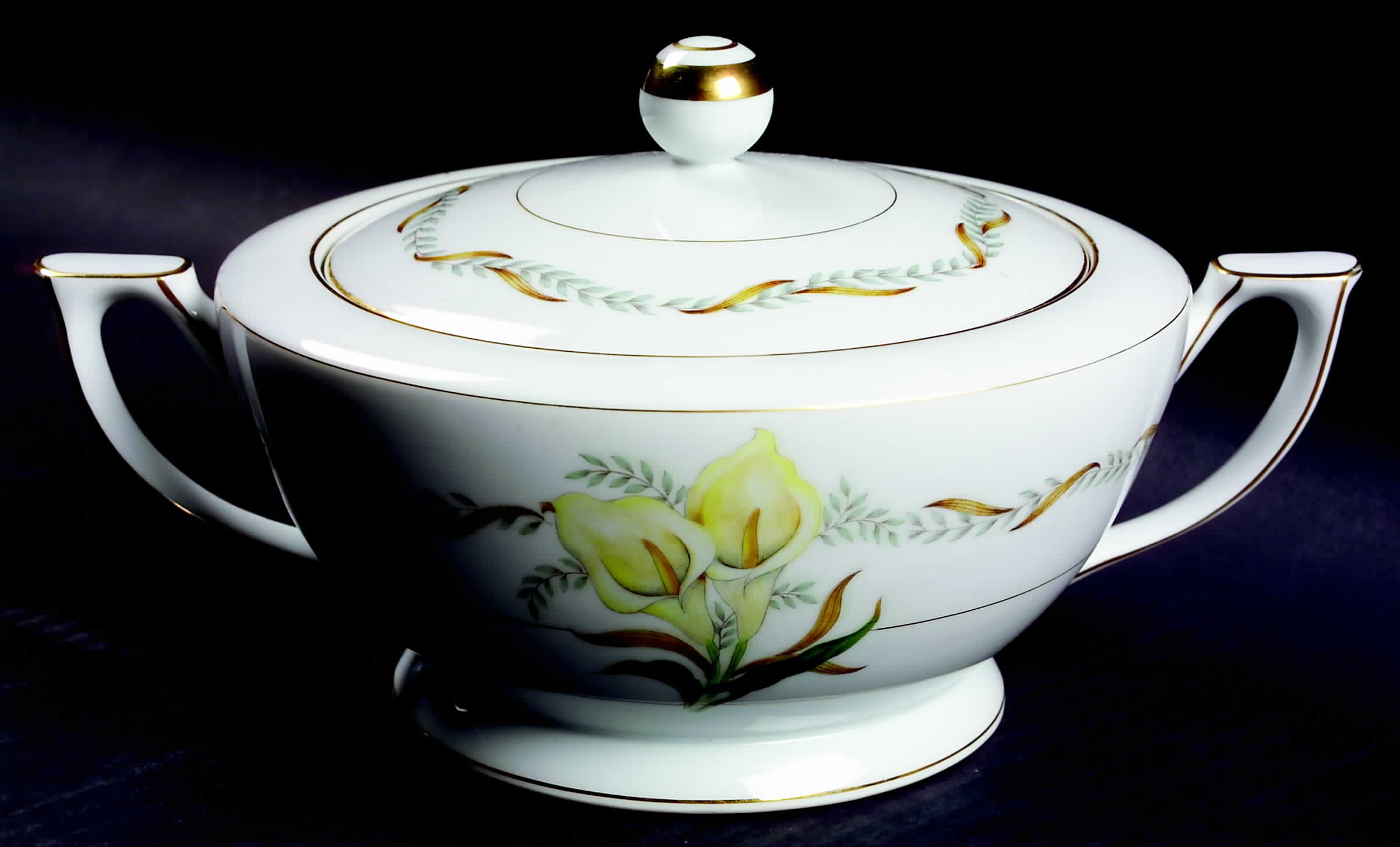 Valdivia Round Covered Vegetable by Mikado-1