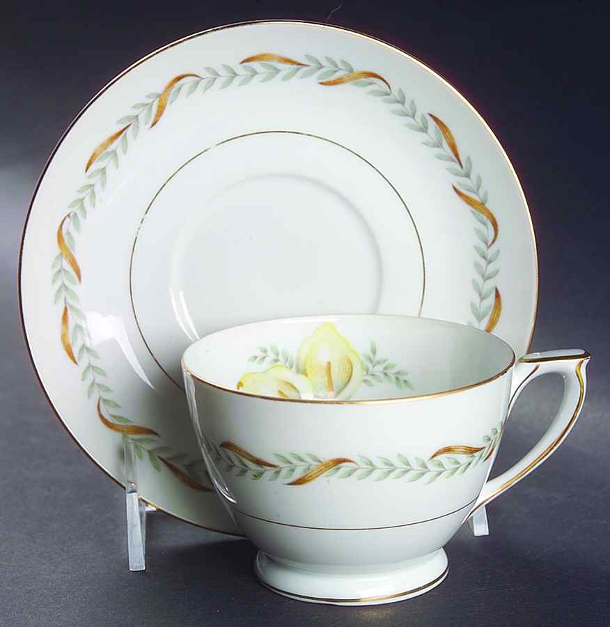 Valdivia Footed Cup & Saucer Set by Mikado-1