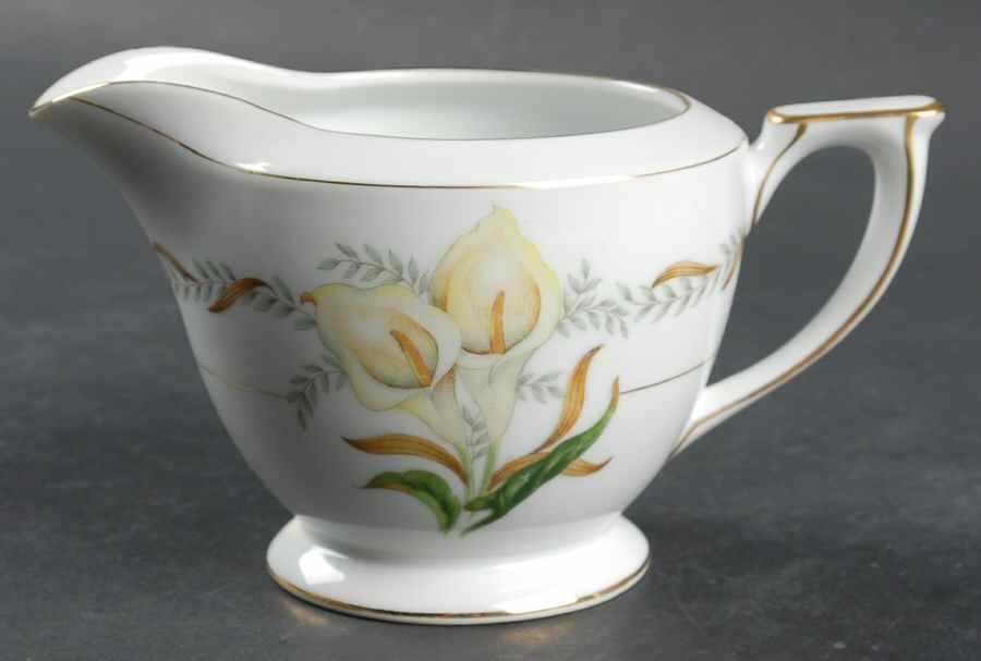 Valdivia Creamer by Mikado-1