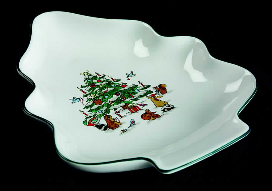 Woodland Christmas (Not Embossed) 1 Part Small Tree Shaped Dish by Ming Pao-1