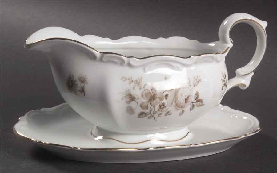 Charming Barbara Gravy Boat with Attached Underplate by Mitterteich-1