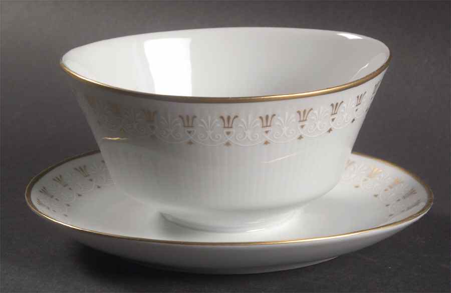 Crown Royale Gravy Boat with Attached Underplate by Mitterteich-1