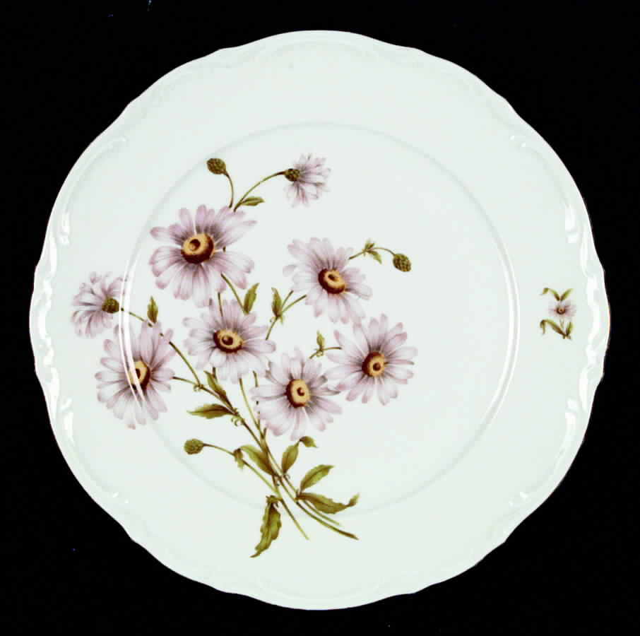 Daisy Bell Dinner Plate by Mitterteich-1