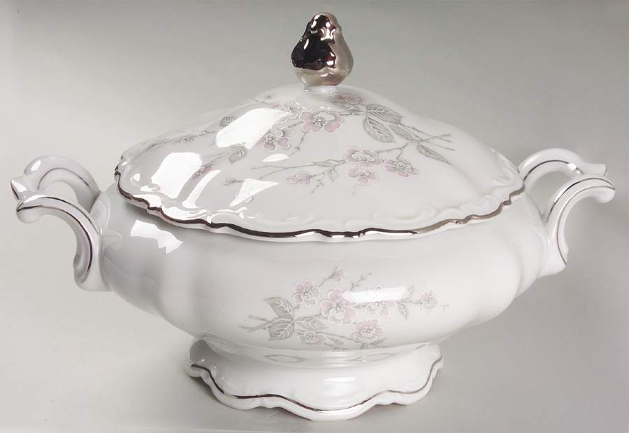 Fragrance Round Covered Vegetable by Mitterteich-1