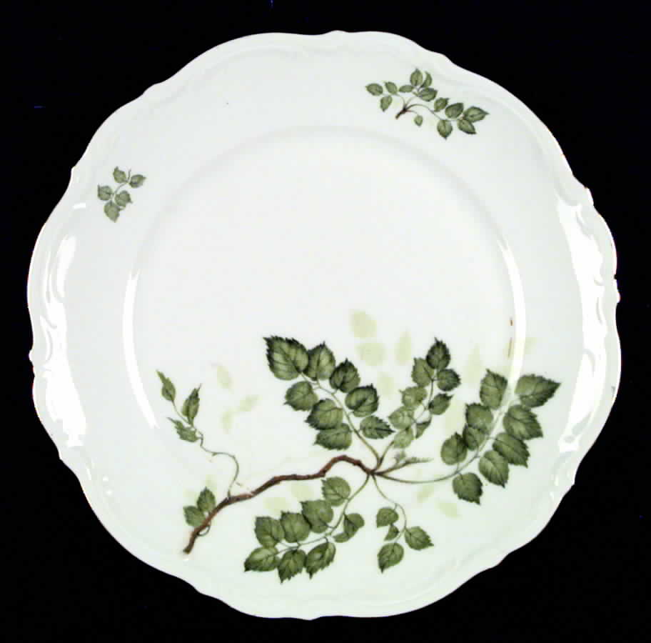 Green Leaves Dinner Plate by Mitterteich-1