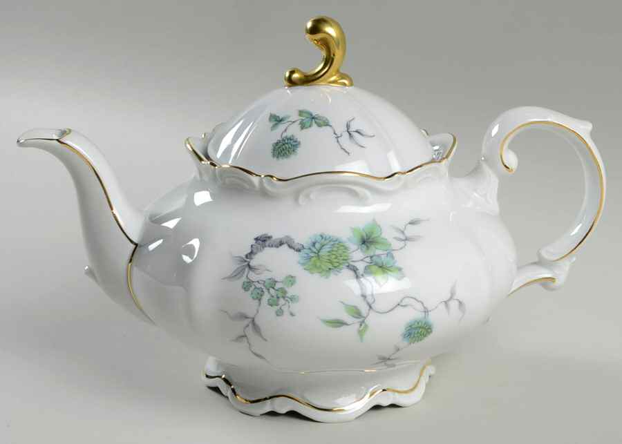 Green Ming (9901, Gold Trim) Teapot & Lid by Mitterteich-1